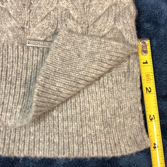 Michael Kors sweater size Large - Picture 7 of 13